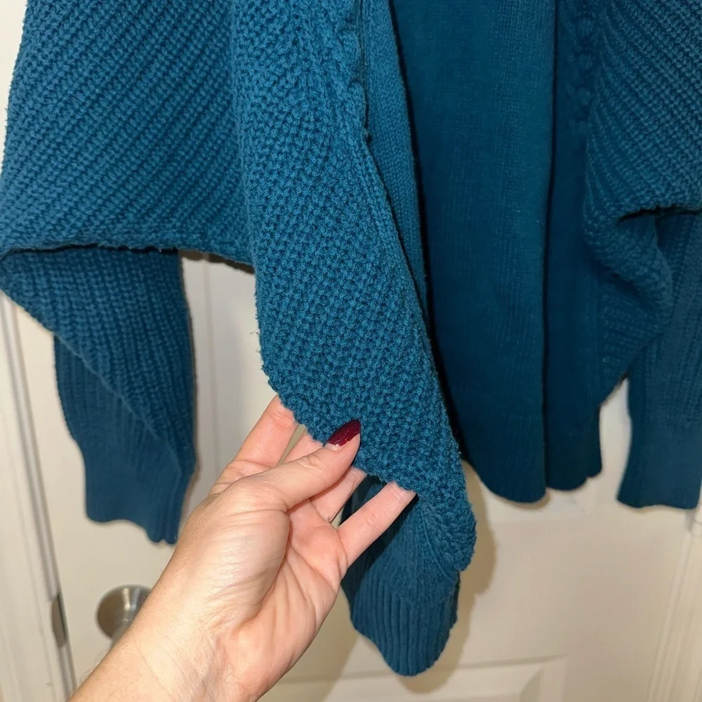 Simply Vera Vera Wang Teal Crew Neck Sweater